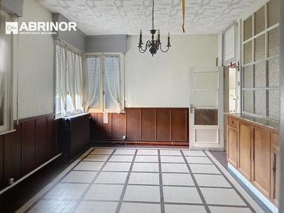 Maison - 150 m² - 10 pièces