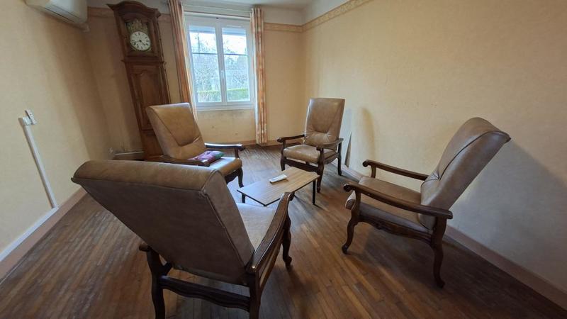 Maison - 95 m² - 5 pièces