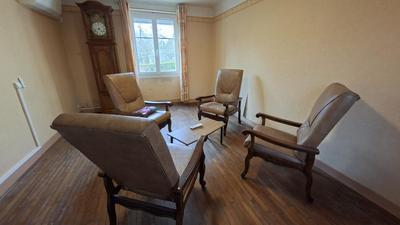 Maison - 95 m² - 5 pièces