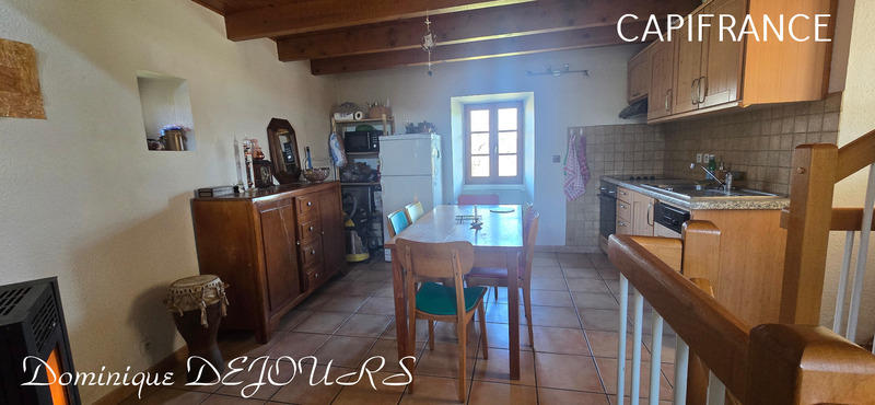 Maison - 140 m² - 7 pièces