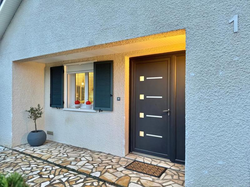 Maison - 213 m² - 7 pièces