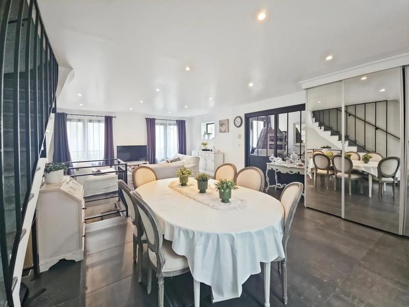 Maison - 120 m² - 4 pièces