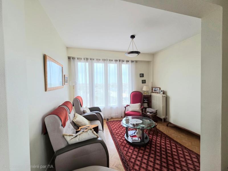 Appartement - 95 m² - 4 pièces