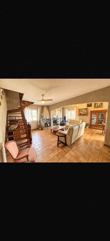 Villa - 196 m² - 5 pièces