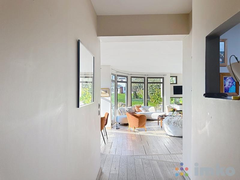 Maison - 170 m² - 6 pièces