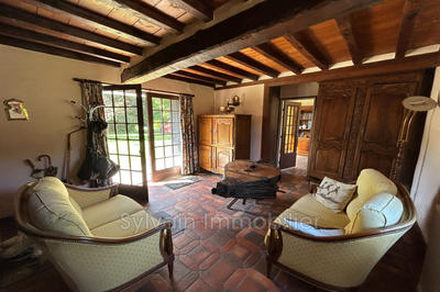 Maison - 122 m² - 8 pièces