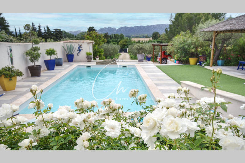 Maison - 204 m² - 5 pièces