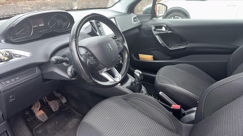 Peugeot 208 1.2 PureTech 110 Allure