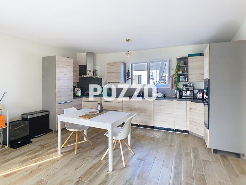 Maison - 110 m² - 4 pièces