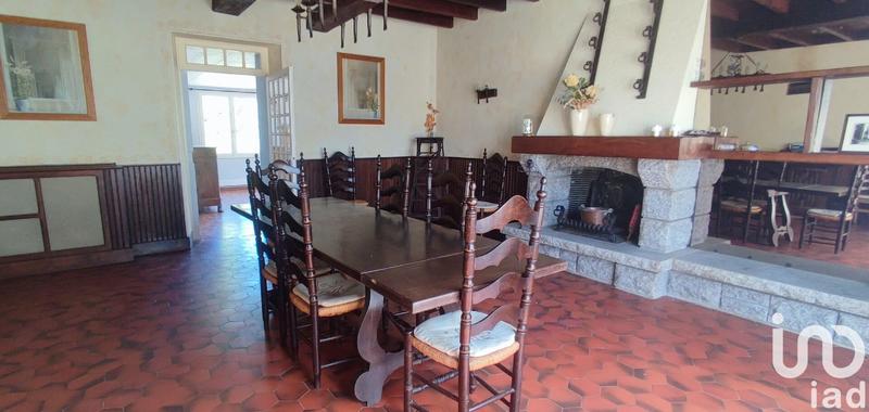 Maison - 197 m² - 7 pièces