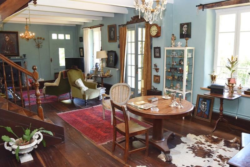 Maison - 187 m² - 6 pièces