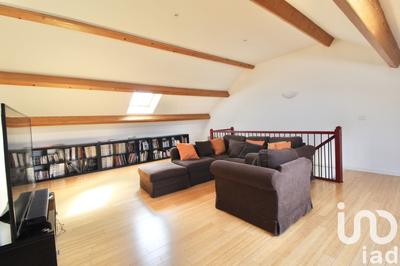 Maison - 212 m² - 9 pièces