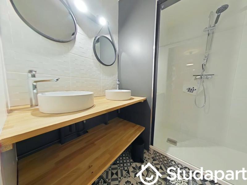 Appartement - 76 m² - 3 pièces