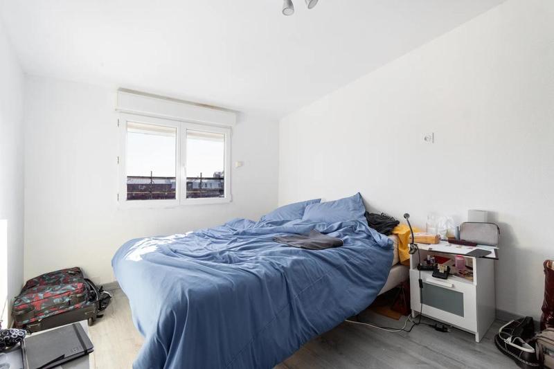 Maison - 227 m² - 9 pièces