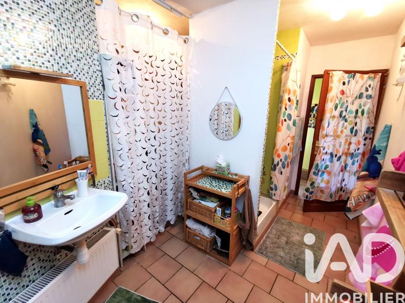 Maison - 211 m² - 7 pièces