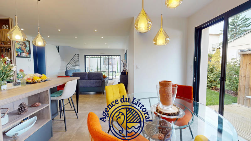 Maison - 103 m² - 4 pièces