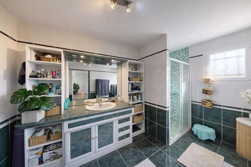 Maison - 101 m² - 4 pièces