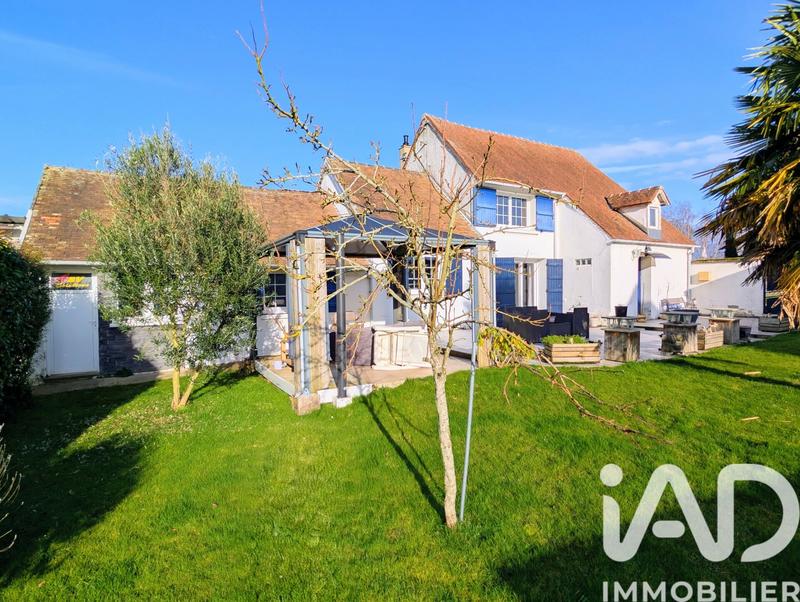 Maison de village - 100 m² - 4 pièces