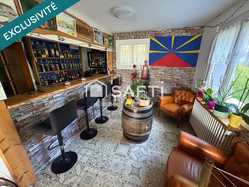 Maison - 218 m² - 6 pièces