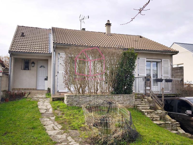 Maison - 165 m² - 6 pièces