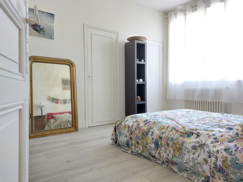 Maison - 231 m² - 7 pièces