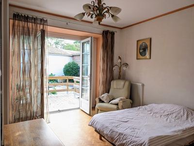 Maison - 295 m² - 17 pièces