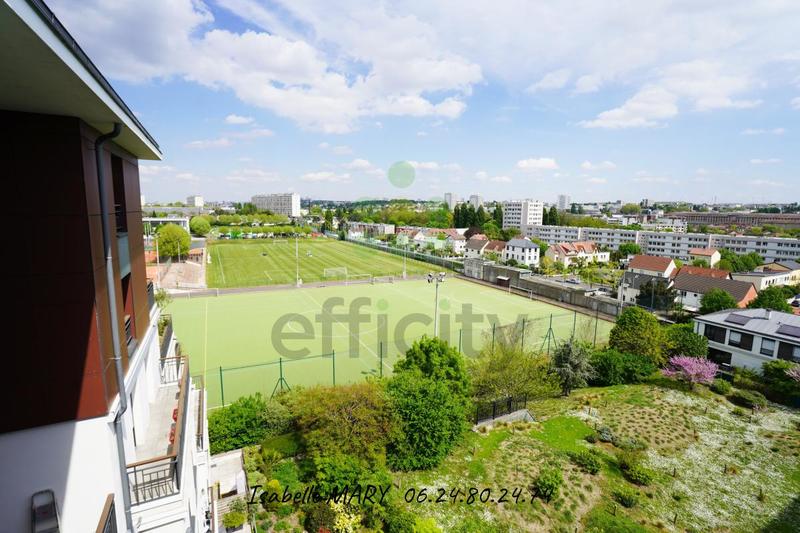 Appartement - 90 m² - 3 pièces