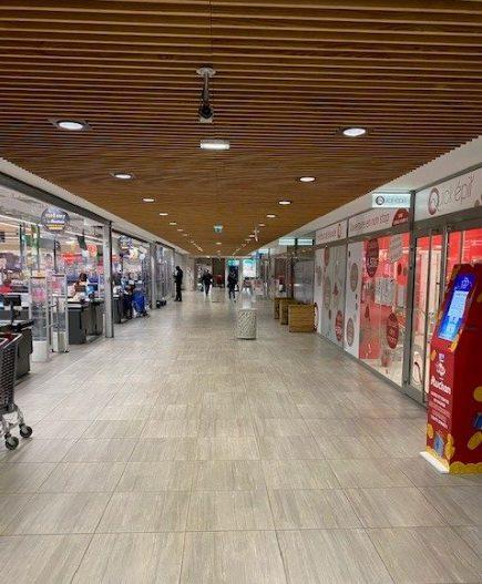 Local commercial - 77 m² - 1 pièce