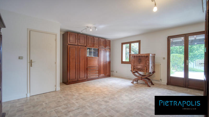 Villa - 256 m² - 6 pièces