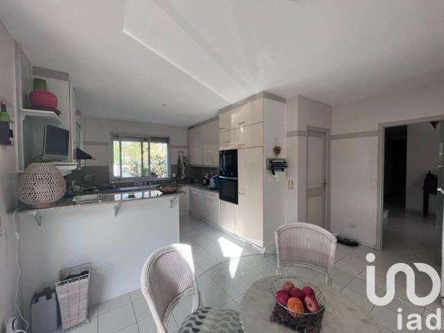 Maison de maîtres - 263 m² - 8 pièces