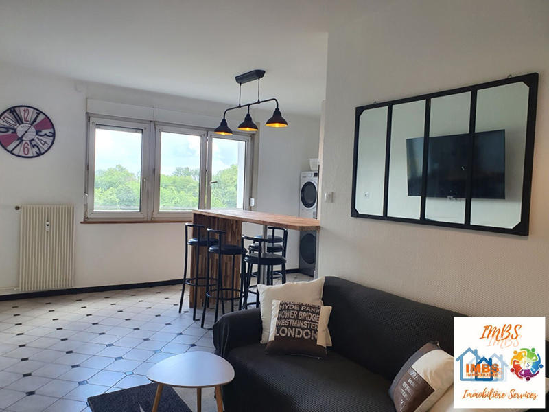 Appartement - 122 m² - 1 pièce