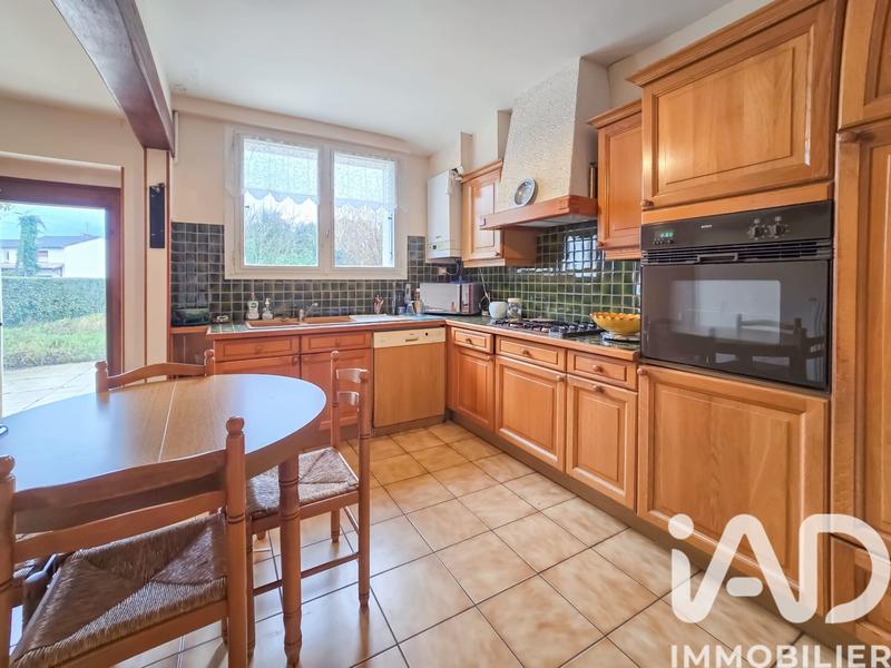 Maison - 90 m² - 5 pièces