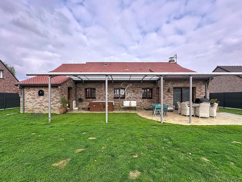 Maison - 110 m² - 5 pièces