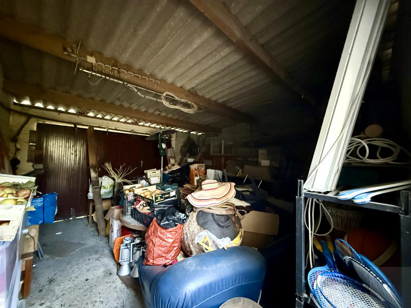 Maison - 99 m² - 5 pièces