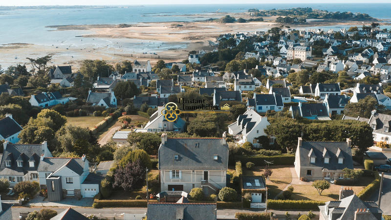 Maison - 201 m² - 7 pièces