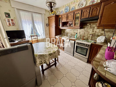 Maison - 147 m² - 6 pièces