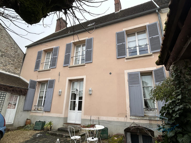 Maison ancienne - 165 m² - 7 pièces