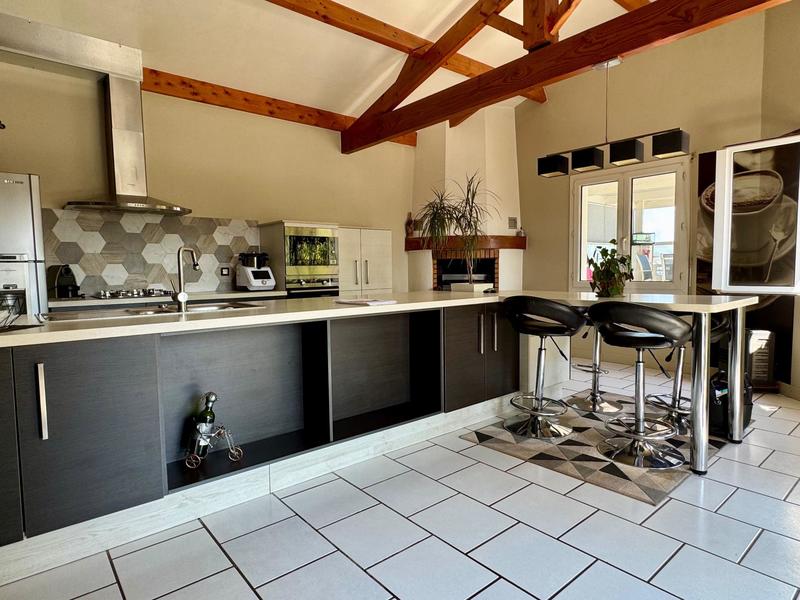 Maison - 136 m² - 5 pièces