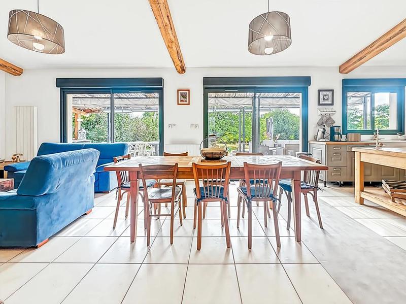 Maison en pierre - 140 m² - 5 pièces