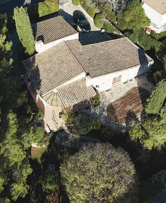 Maison - 134 m² - 5 pièces