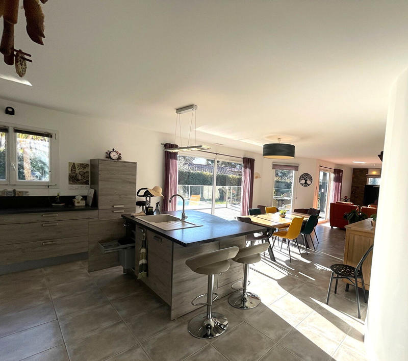 Maison - 103 m² - 3 pièces