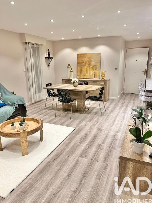 Appartement - 77 m² - 3 pièces