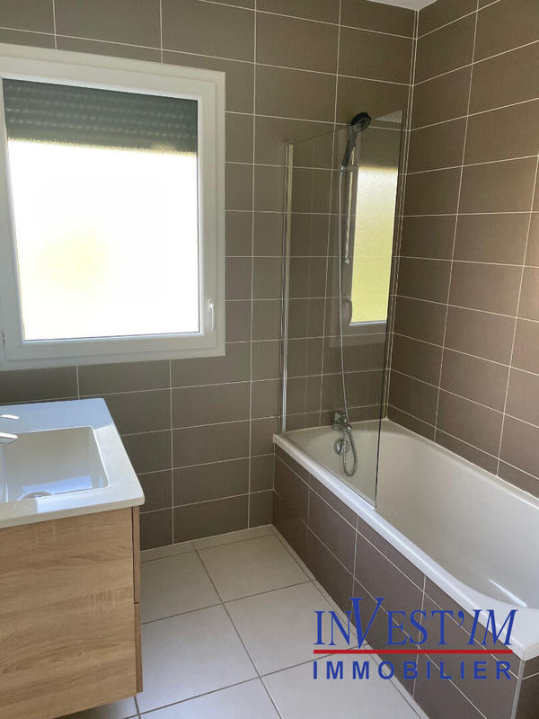 Maison - 88 m² - 4 pièces