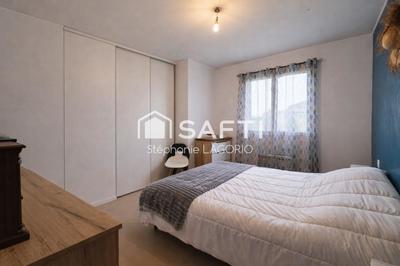 Villa - 100 m² - 4 pièces