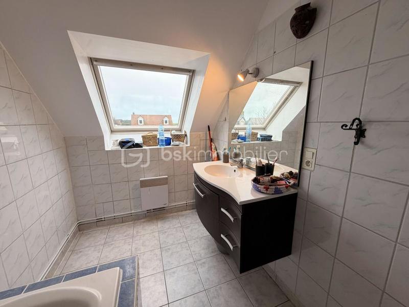 Maison traditionnelle - 132 m² - 6 pièces