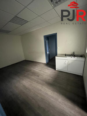 Local d'activités - 326 m²