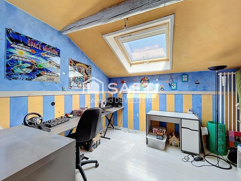 Maison - 166 m² - 7 pièces