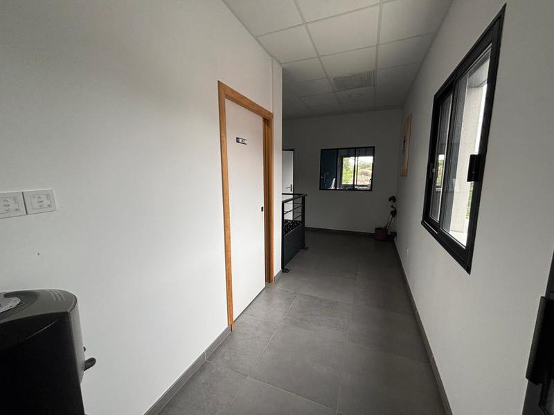 Bureau - 270 m²