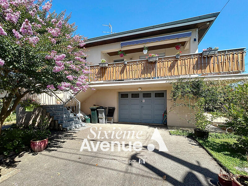 Maison - 101 m² - 5 pièces