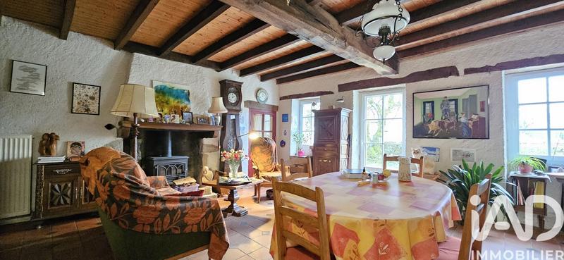 Maison - 197 m² - 8 pièces